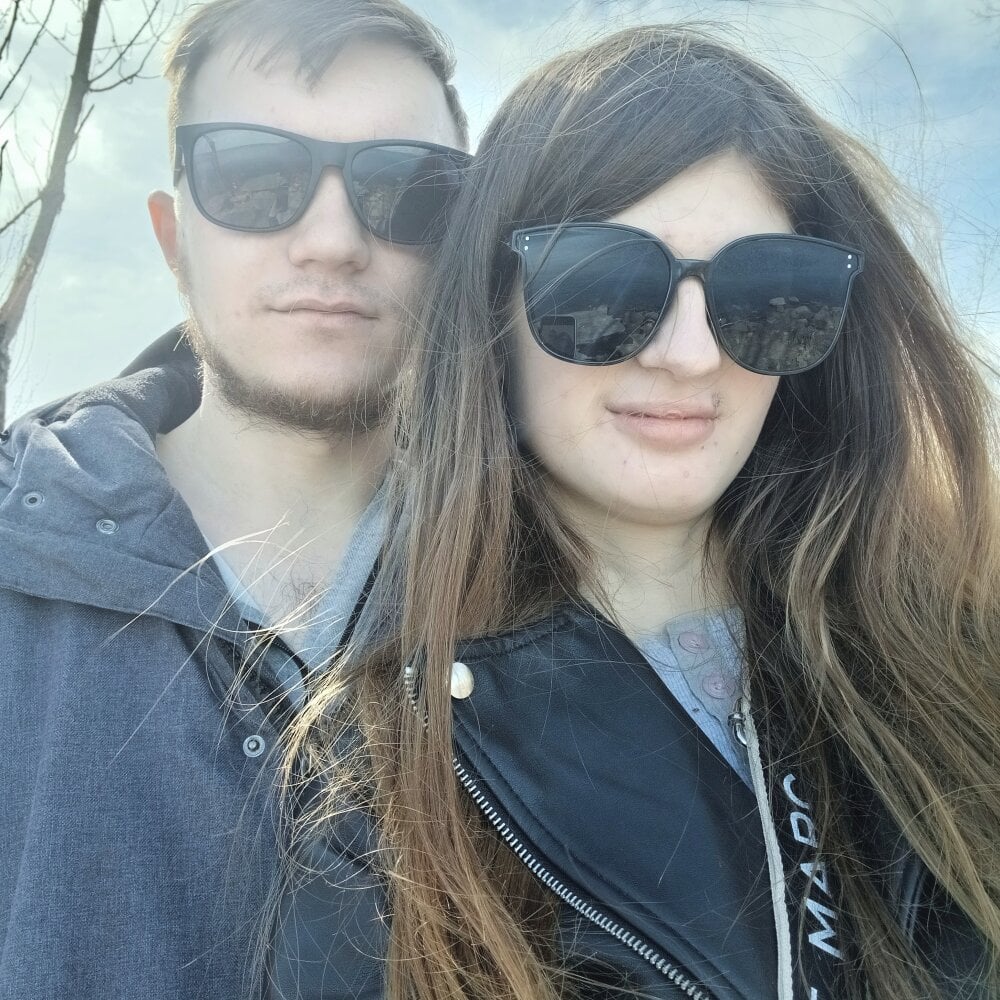 GoldenPairX Chatroom