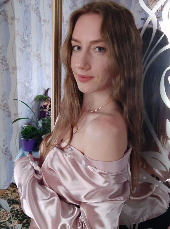 GoldenRose_ Chatroom