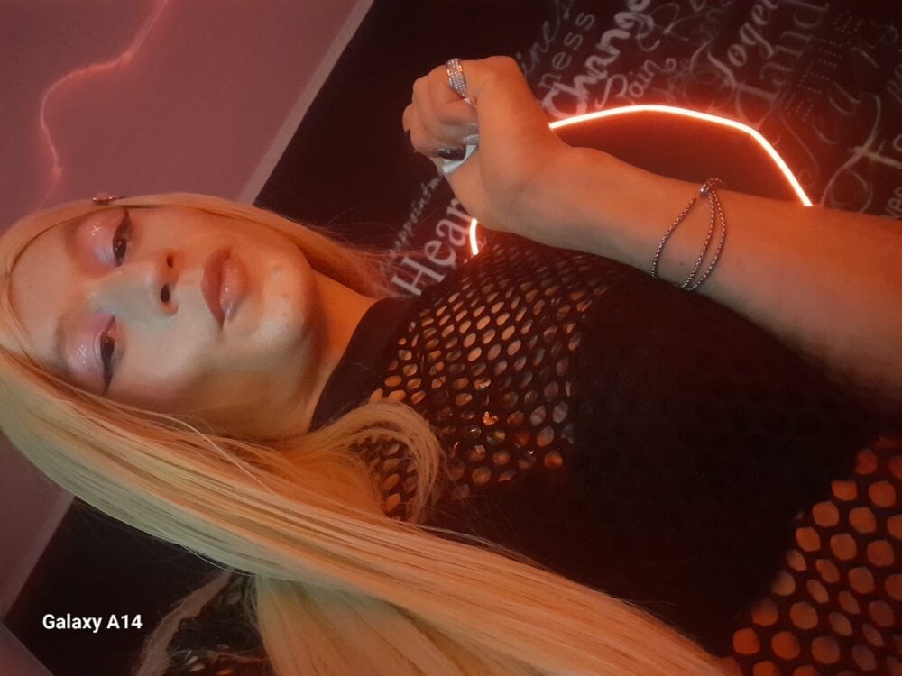 Gomory_Niix Chatroom