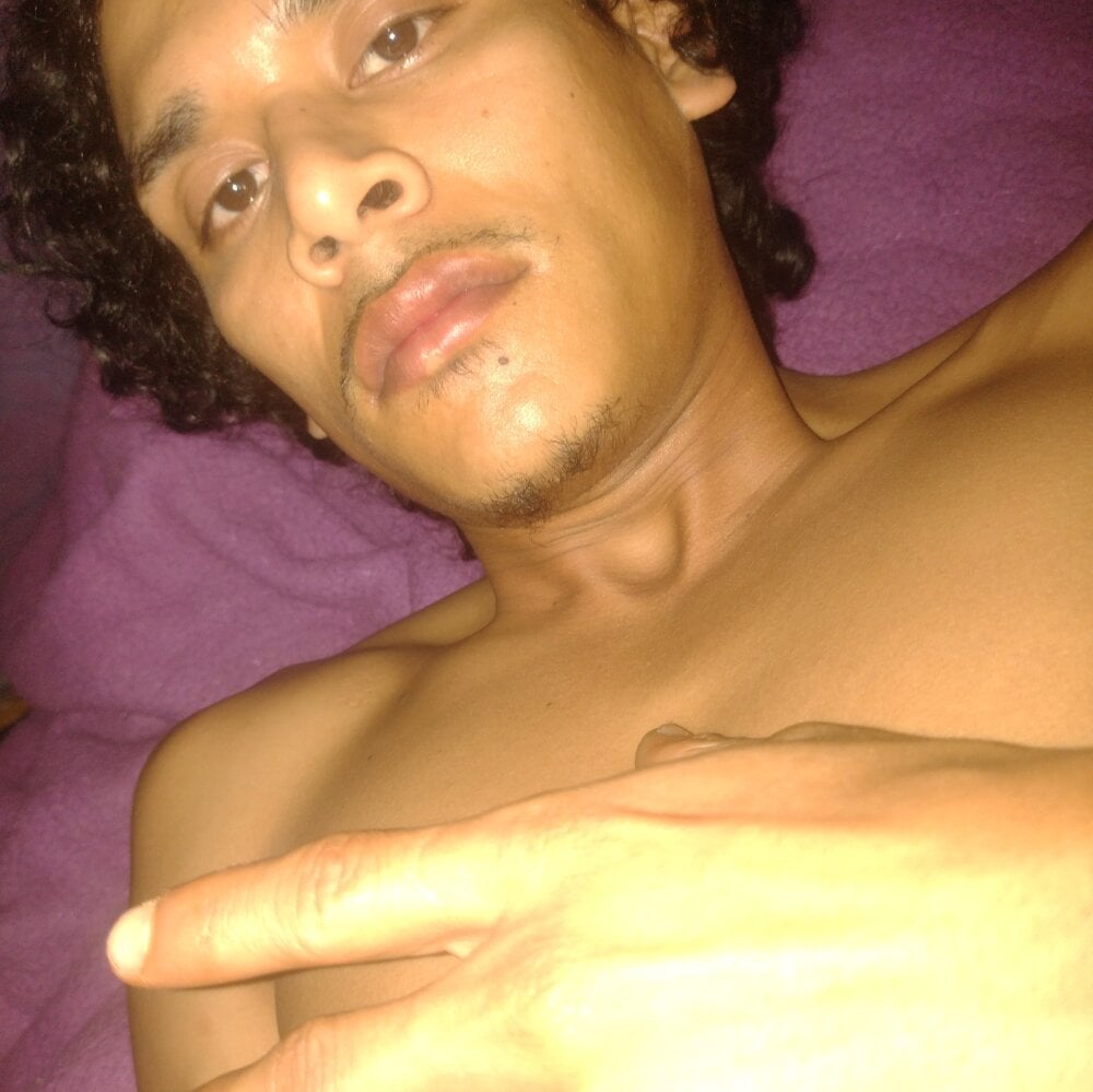 Gonzalo26xavi27 Chatroom