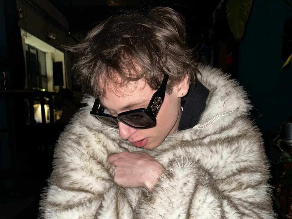 GoodBoyDavid2000 Chatroom