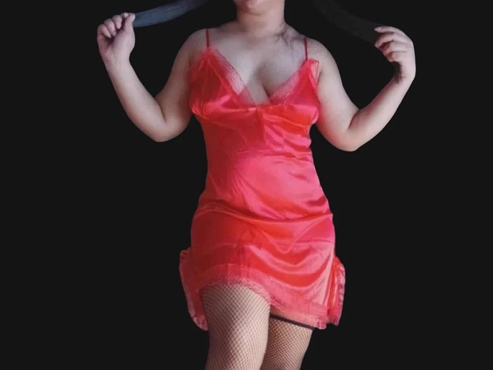GorgeousPinay_x Chatroom