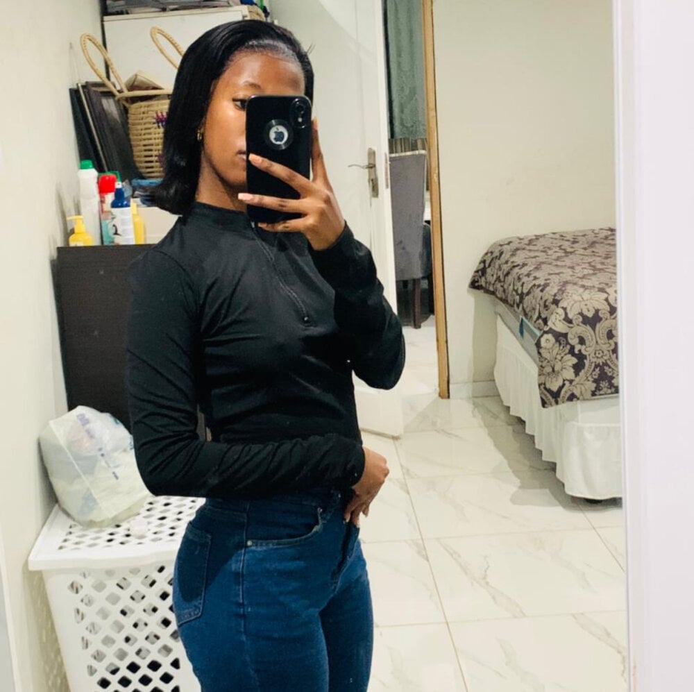 Gorgeous_Goddazz Chatroom