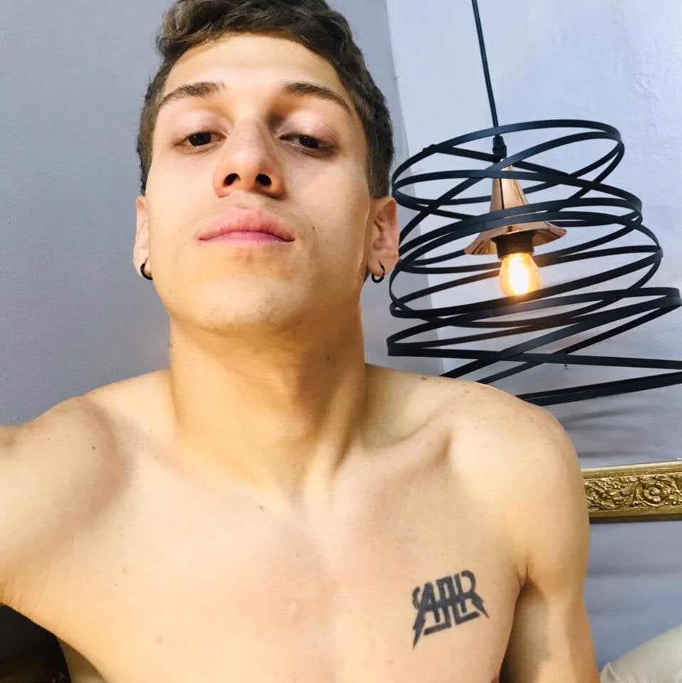 Greatamateur2 Chatroom