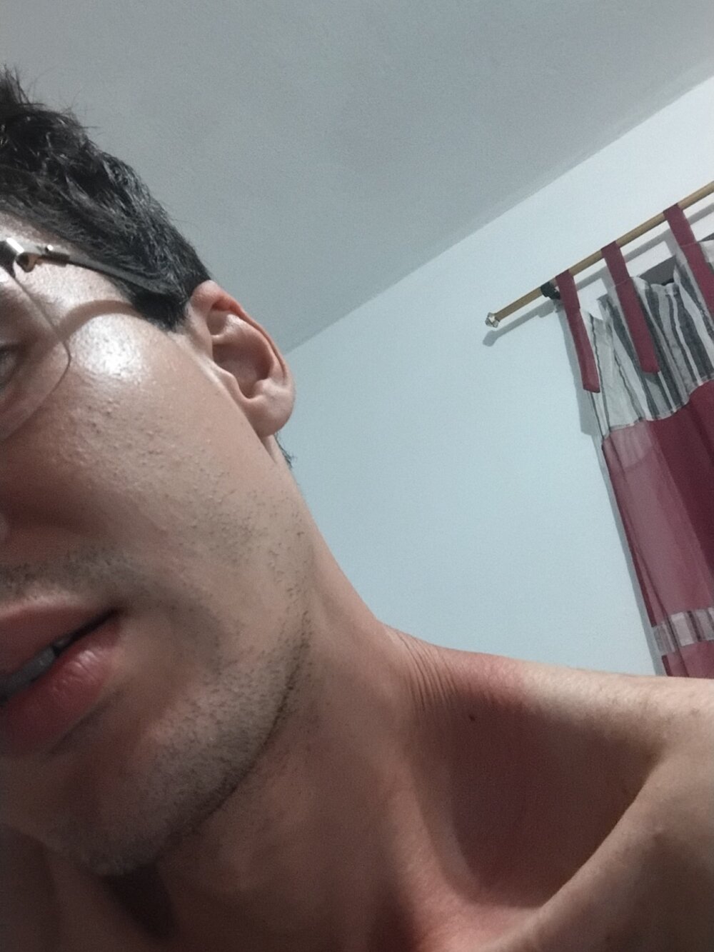 GuillerHorny Chatroom