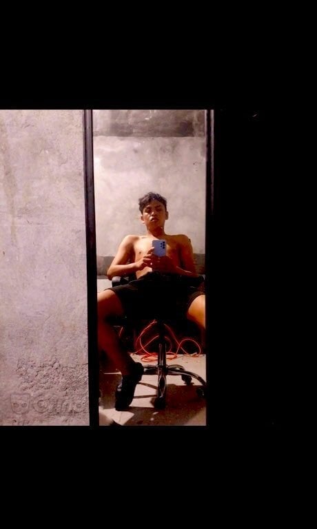 HARLEYSLUT20 Chatroom