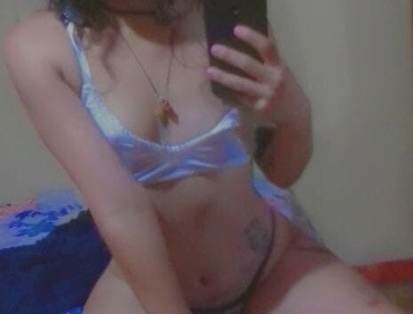 H_hiana Webcam Profile Picture H_hiana Chatroom