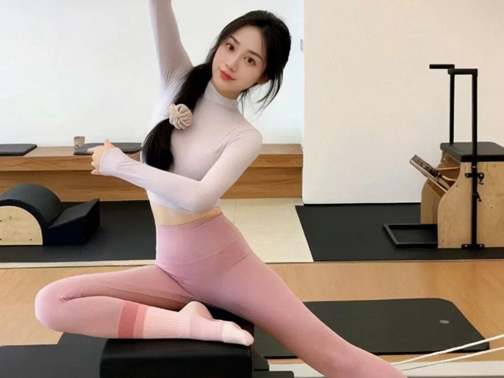 HaNi-016 Chatroom