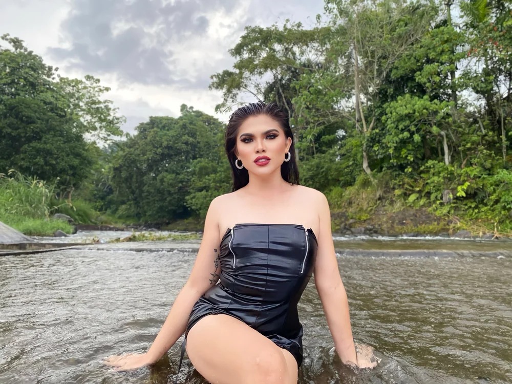HaileyWalker_ Chatroom