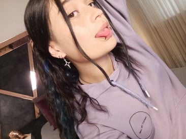 hana-sinclair