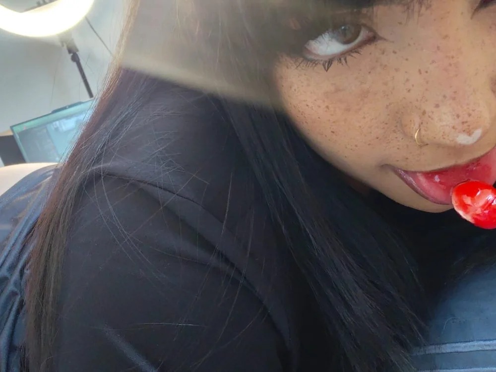 Hannae_3 Chatroom