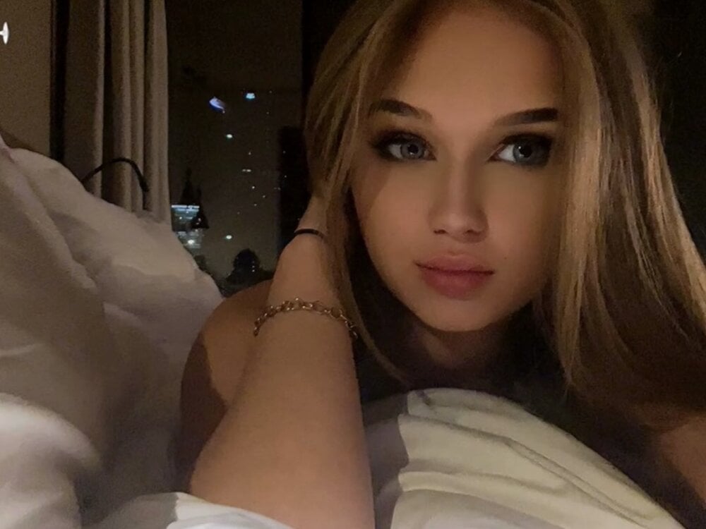 Hannah-2007 Chatroom