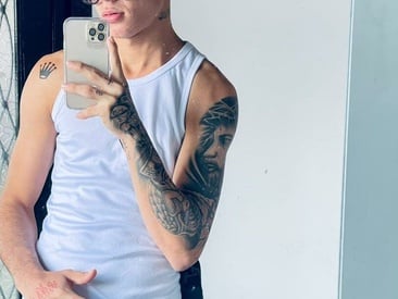 hansell-francheska's Live Webcam hansell-francheska