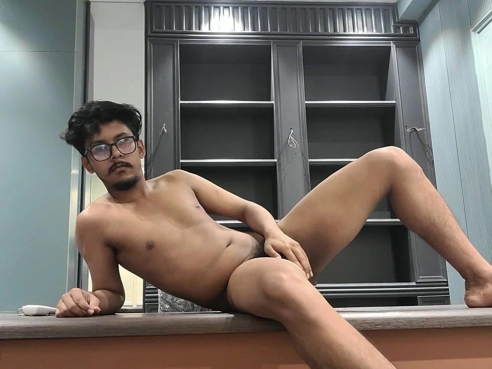 HardputCoyness Chatroom