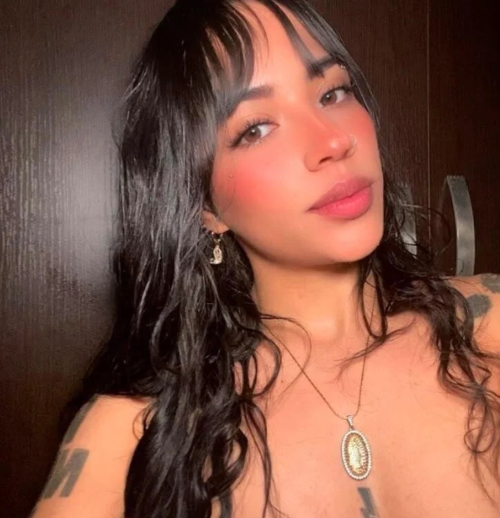 Hazel_pretty Chatroom