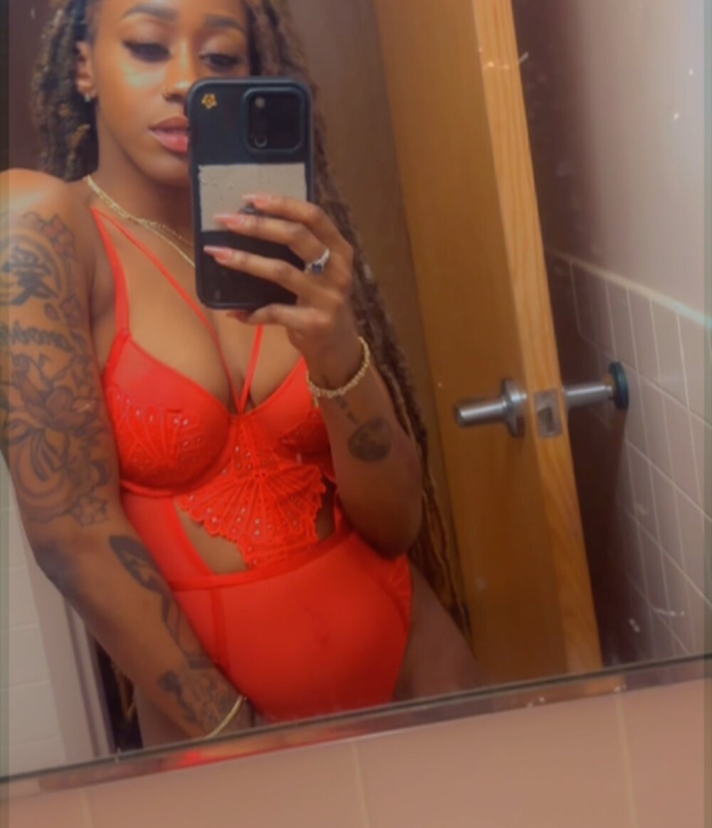 Hefnerbabyy Chatroom