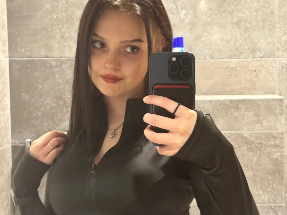 HelennBridges Chatroom