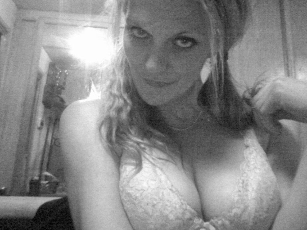 HinoByeFelicia Chatroom
