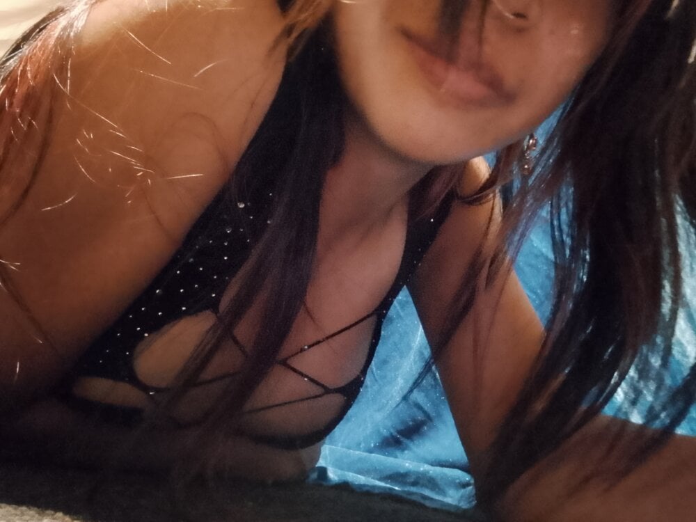 Honey_bun06 Chatroom