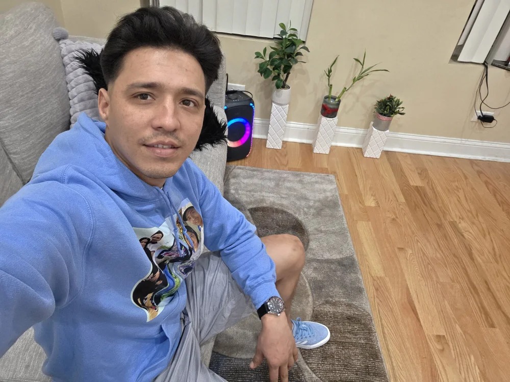 HoofedCylinder Chatroom