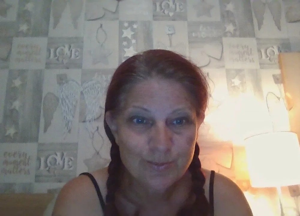 Hope_46UK Chatroom
