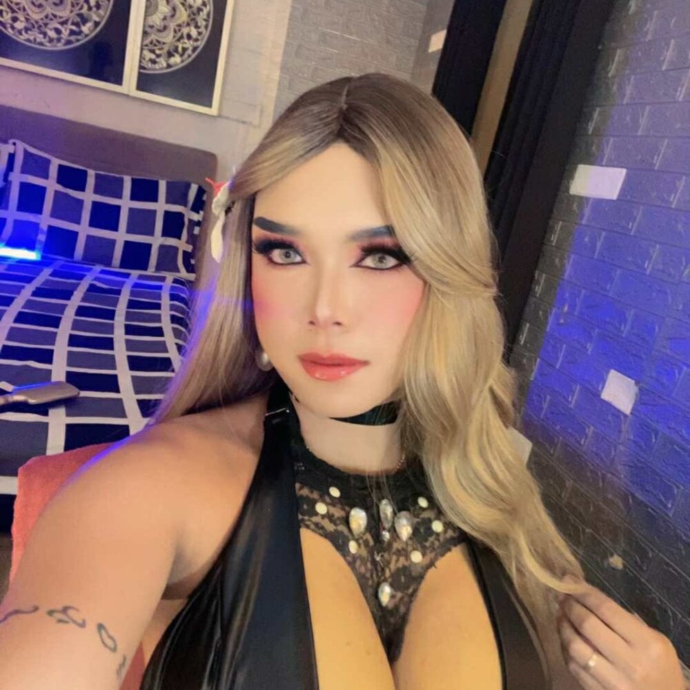 HorseCockFracineTS Chatroom