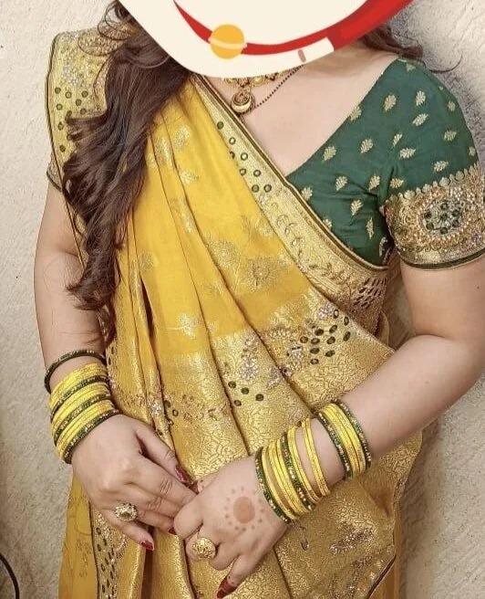 Hot-Beautiful_Cpl Chatroom