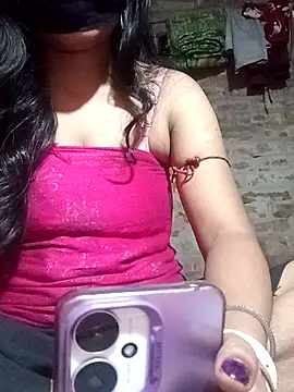Hot-Riya001 Chatroom