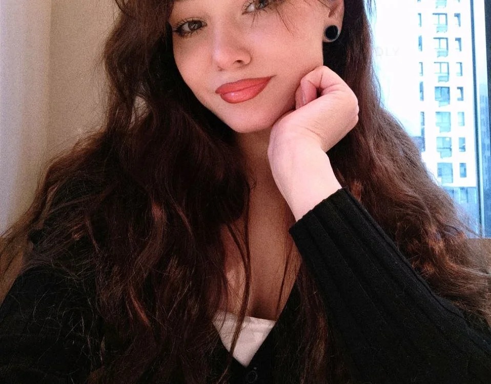 HotMadeline Chatroom