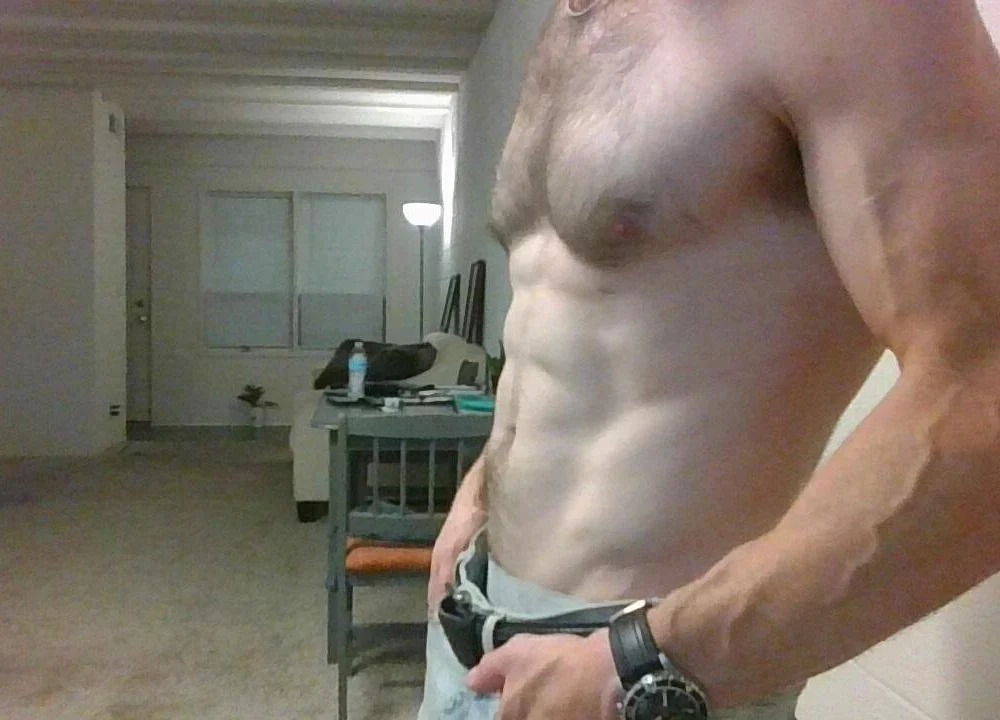 HotStraightDude Chatroom