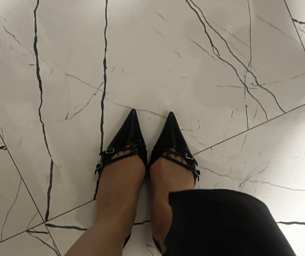 Hot_Alissse Chatroom