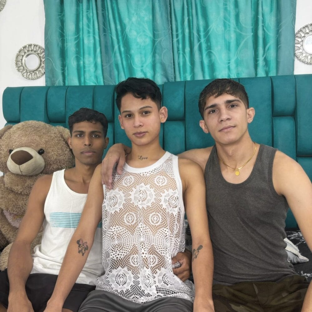 Hot_Boys_Latinos_X Webcam Profile Picture Hot_Boys_Latinos_X Chatroom