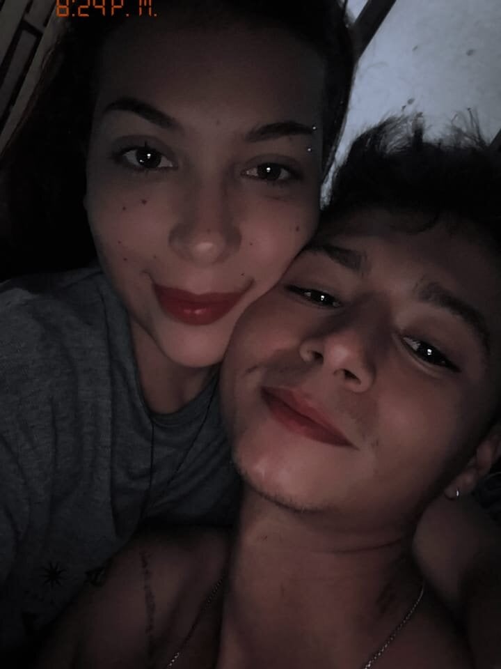 Hot_Lovers18 Chatroom