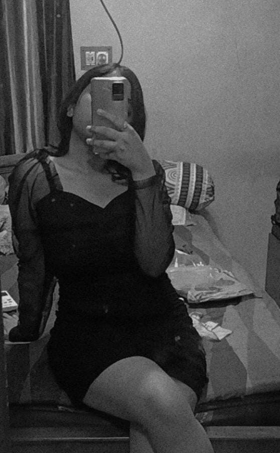 Hot_Malikaa Chatroom