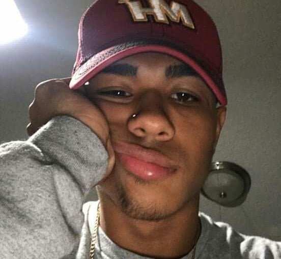 Hot_Student00 Chatroom