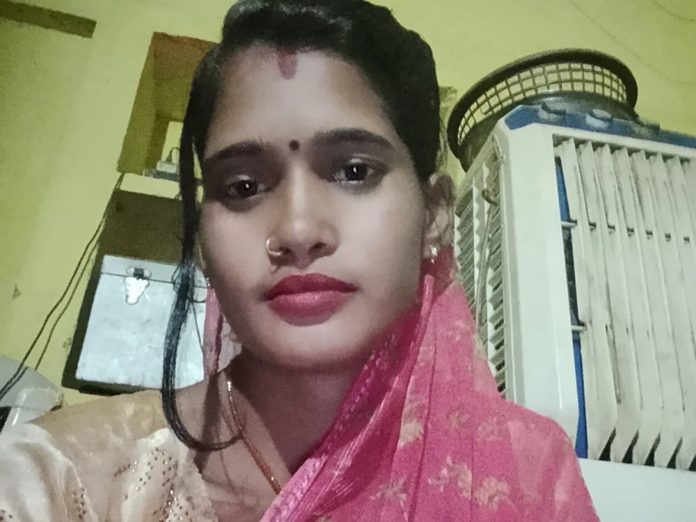 Hot_bhabi012 Chatroom