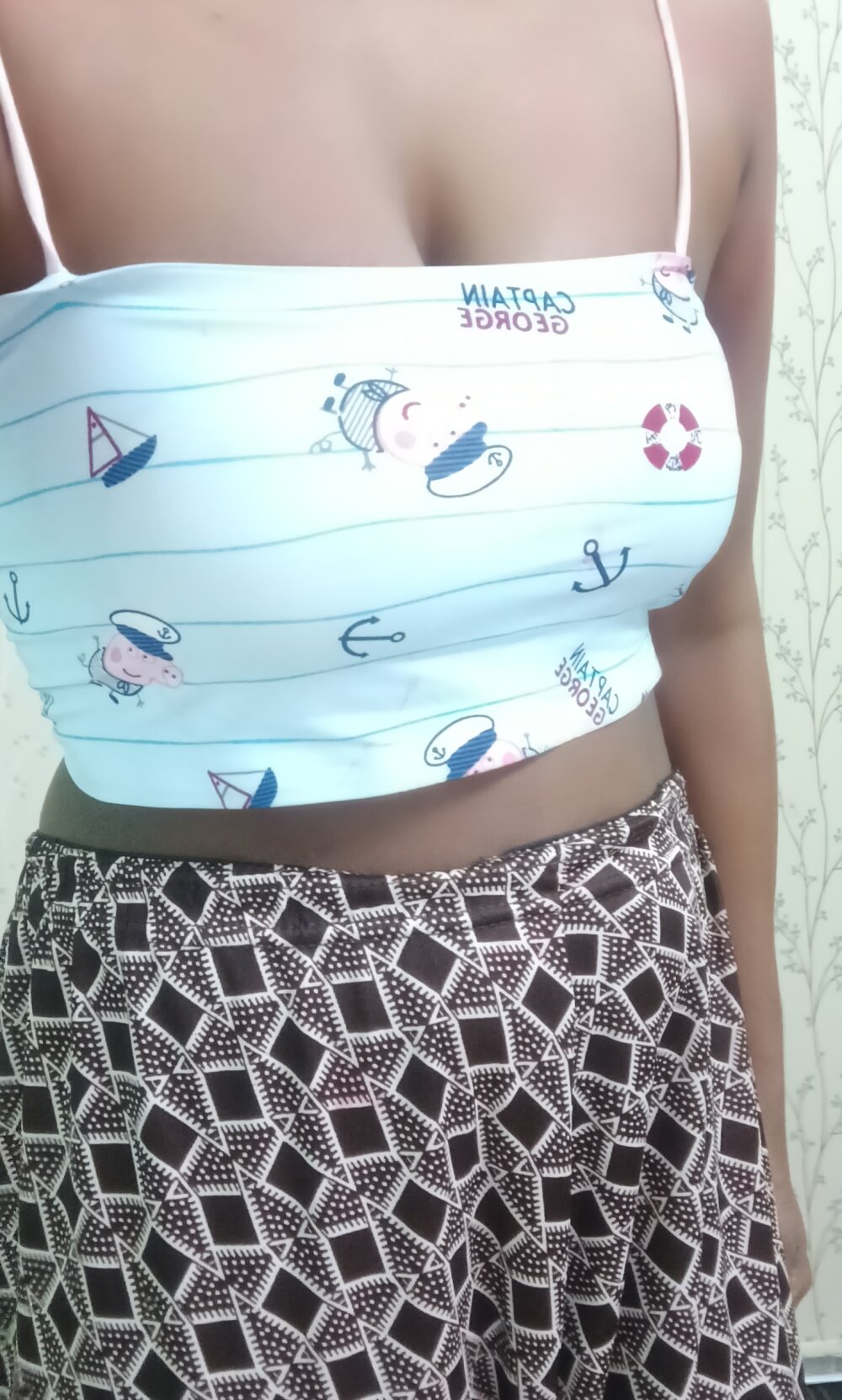 Hot_janny_zz Chatroom