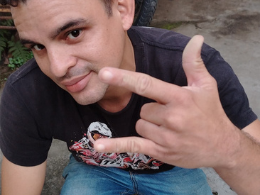 hot-p0lla-grande-activo