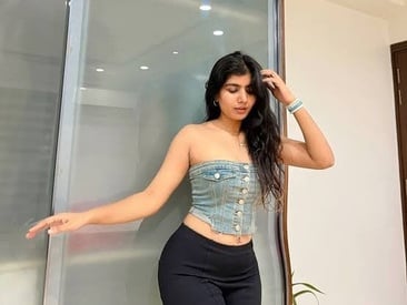 hot-pyaari