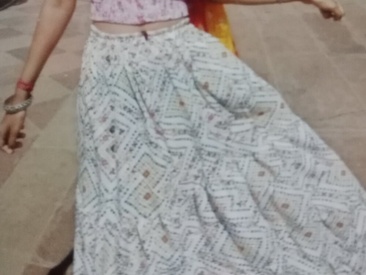 hot-rashika