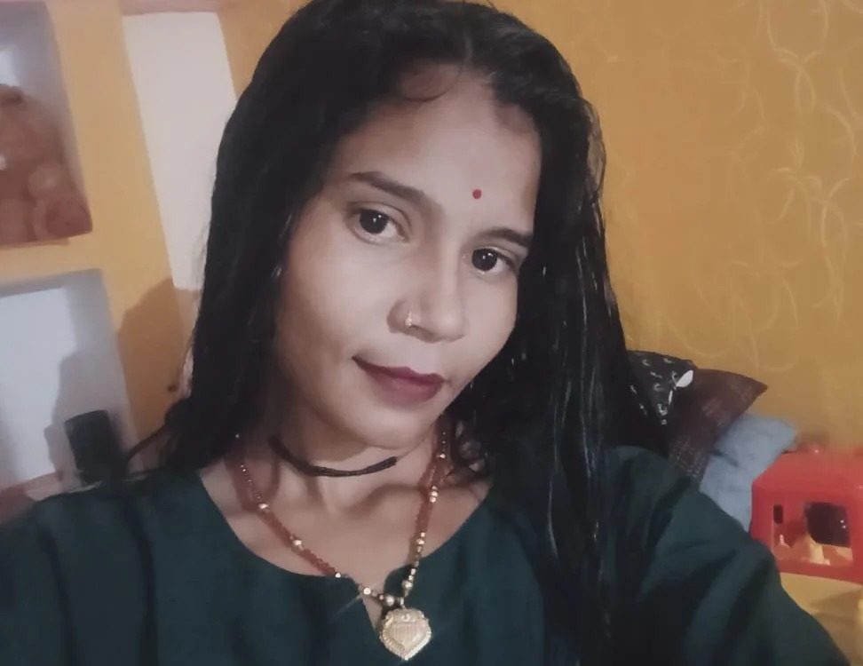Hott_Nisha Chatroom