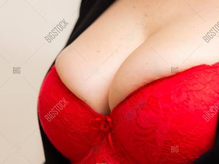 Hottest_Radhika__ Chatroom