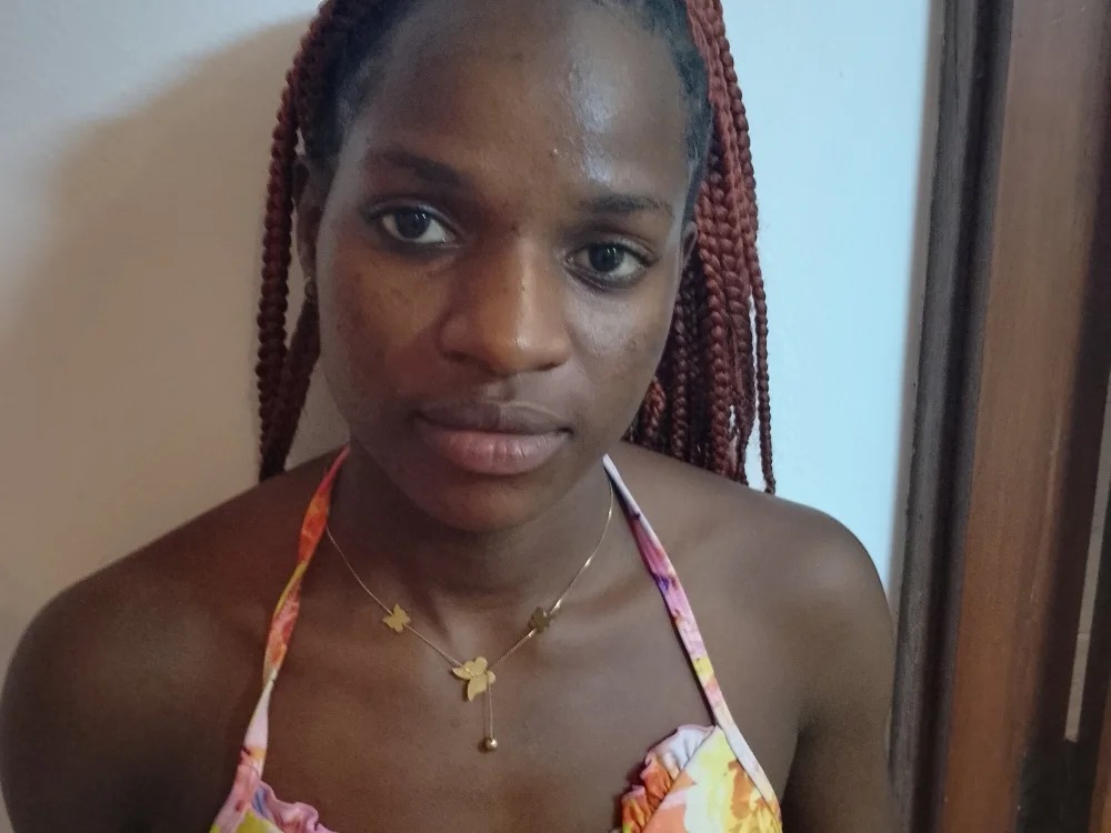Hotty_Luizer Chatroom