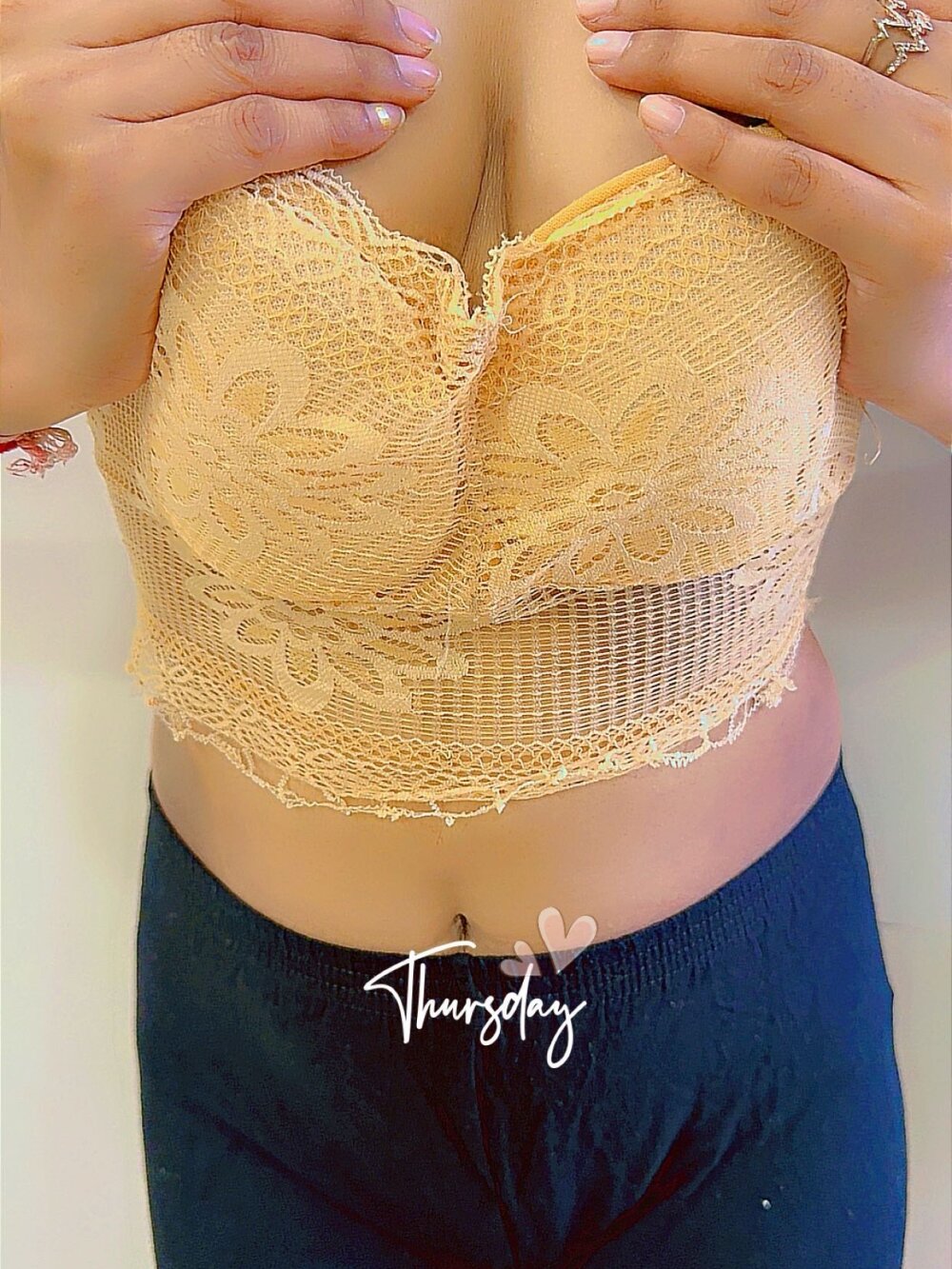 Hotty_sapna Chatroom