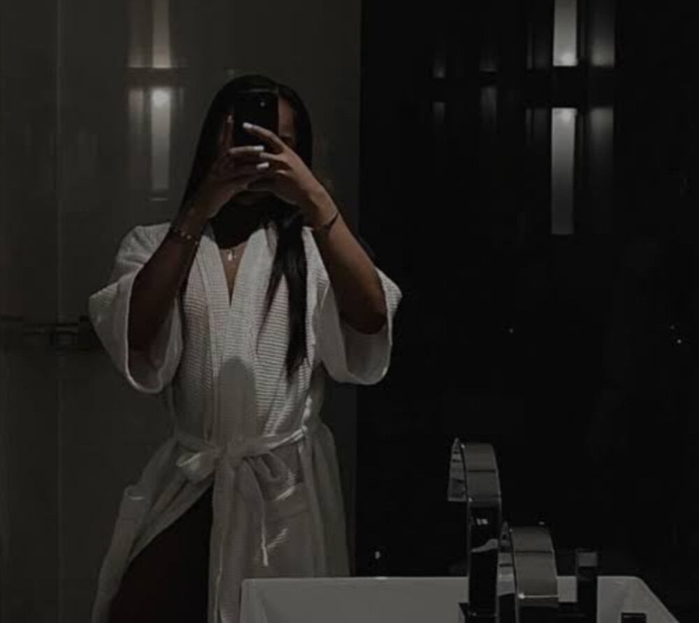 Hoty__Babe Webcam Profile Picture Hoty__Babe Chatroom