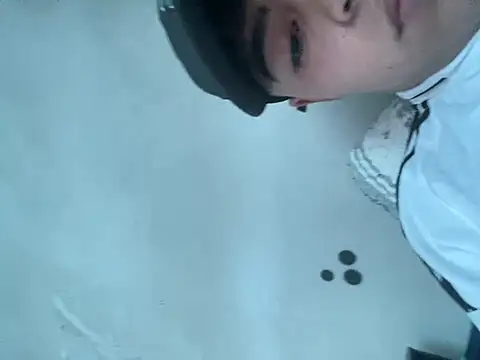 Hugo54214 Chatroom