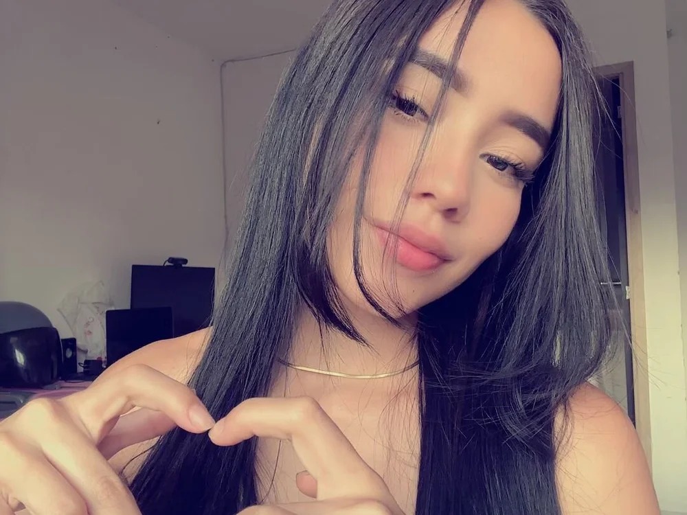 ISABELFORYOU07 Chatroom