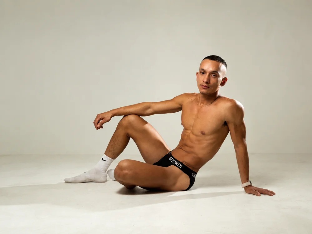 Ian_Dimarco Chatroom