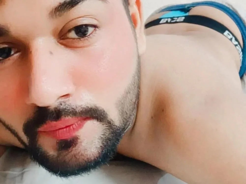 India_playboy Chatroom