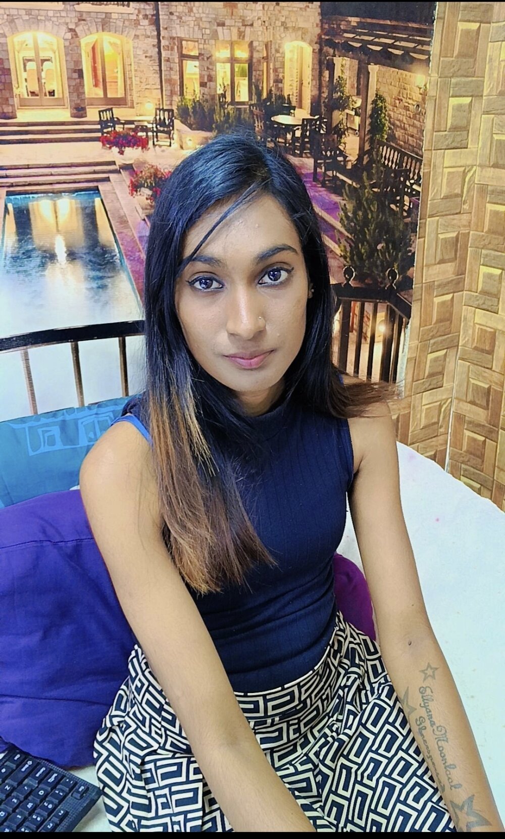 IndianRebel4u2Luv Chatroom
